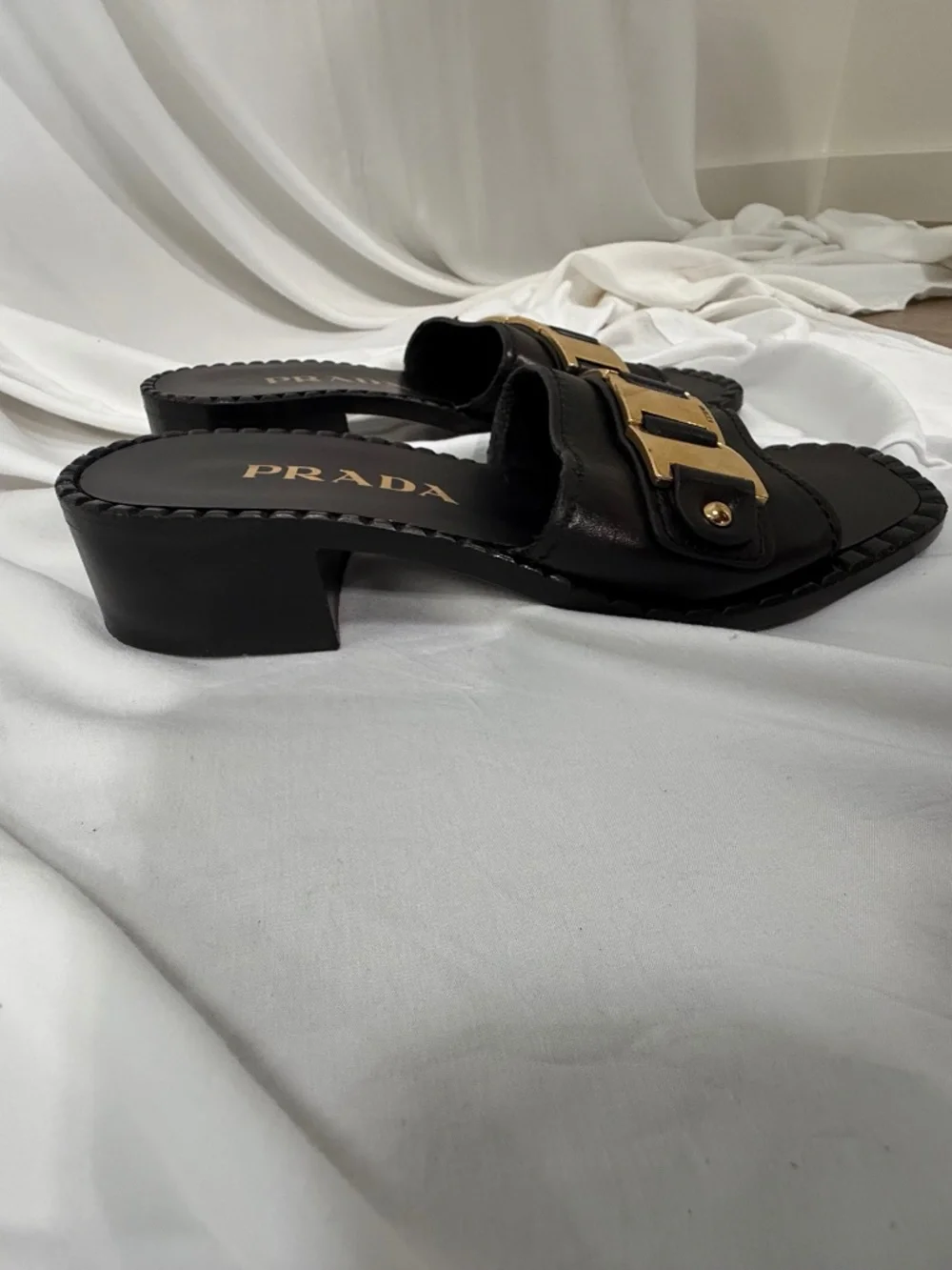 Prada black leather heels. size 39 (size 9) - Picture 2 of 6